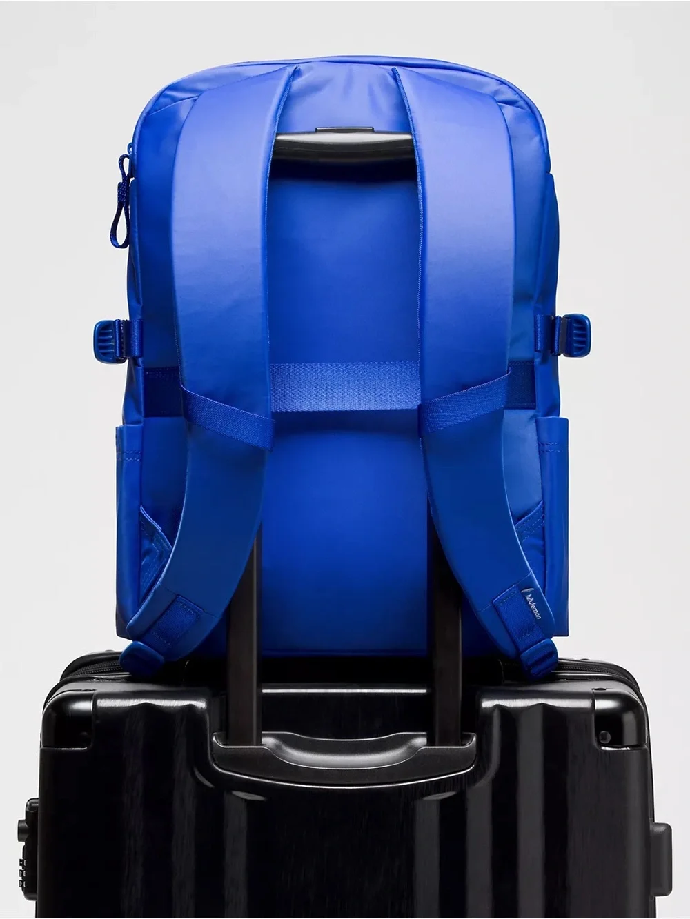 Lululemon New Crew Backpack 22L Updated- Beach Ball Blue/Wacky Khaki